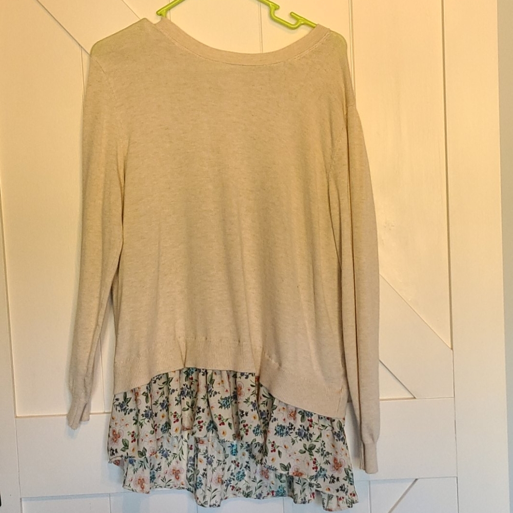 Sweater with decorative back